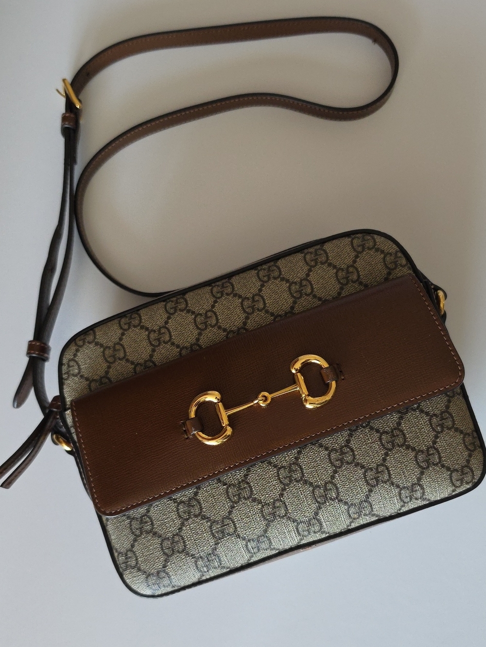 Gucci Horsebit 1955 Small Flap-Pocket Camera Bag GG Supreme Brown Leather -